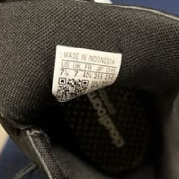 Adidas leather court sneakers!!! - Picture 4 of 10